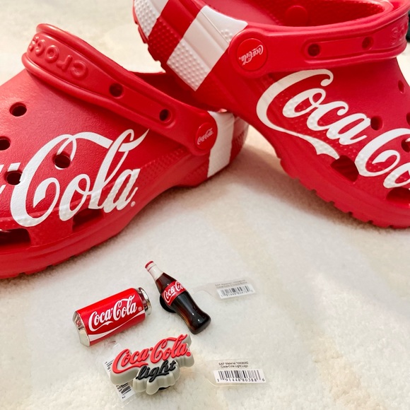 NWT Classic Coca-Cola X Crocs Clogs Red M5 W7 and M6 W8 & 3 Authentic Jibbitz - Picture 10 of 16